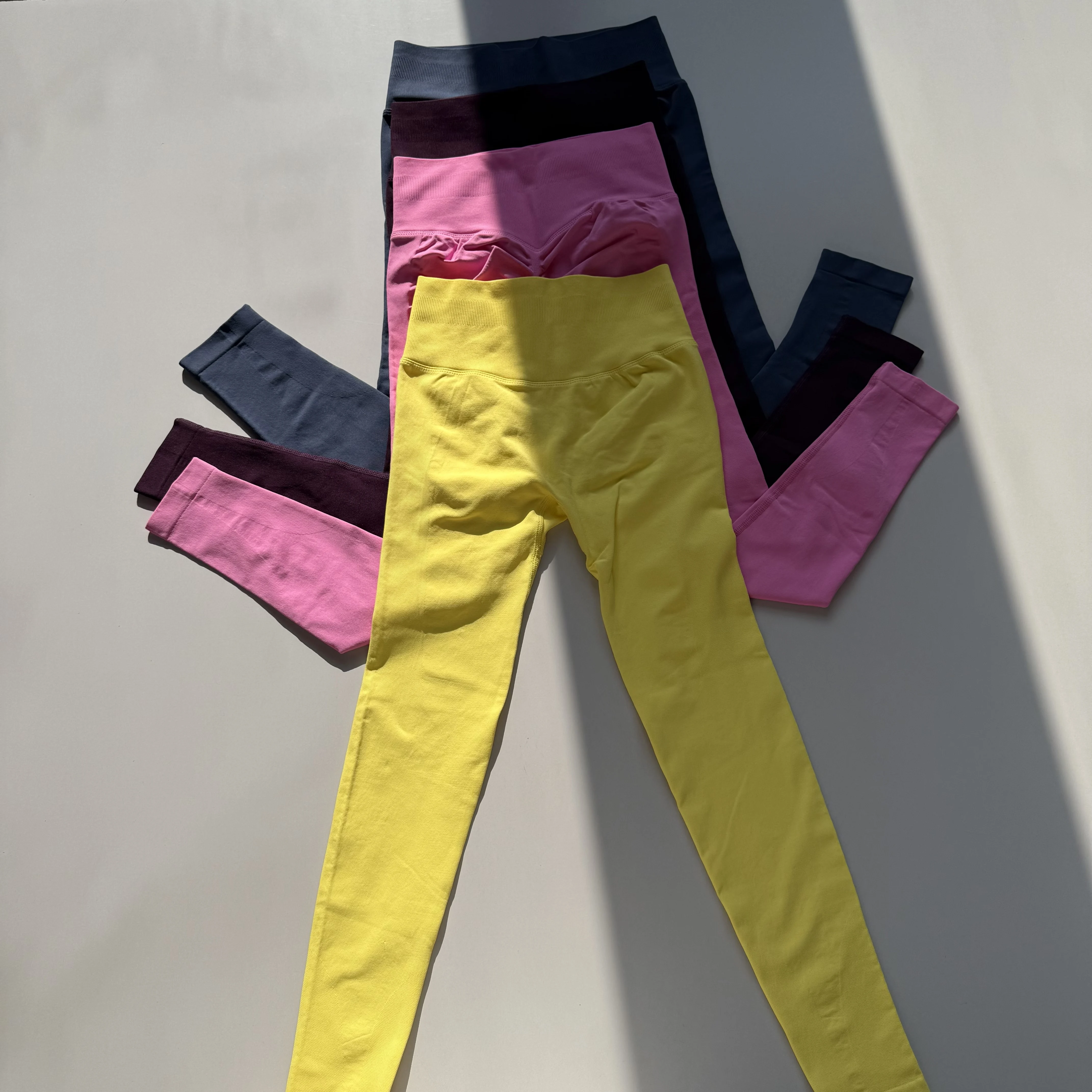 

Seamless Sport Yoga High Waist Pants Leggings Sport See Through Yoga Gym Running Quick Dry Pants Scrunch Butt Pants