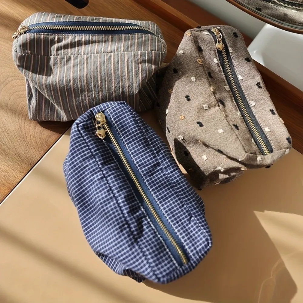 حقائب مستحضرات التجميل المحمولة عالية الجودة، حقيبة تنظيم السفر ذات سعة كبيرة، حقيبة غسيل متعددة الوظائف