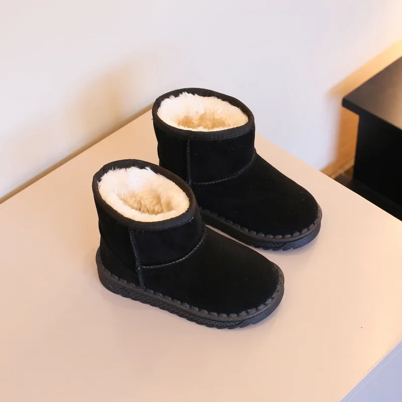 Children's snow boots for boys and girls in winter set of short boots suede cotton shoes plush insulation shoes snow boots view 6
