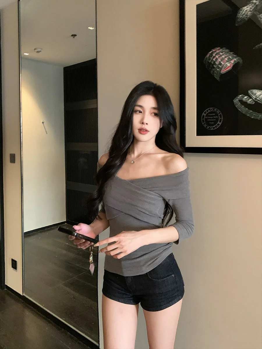 

Горячая новинка: Женские летние джинсы Hot Ort, облегающие, прямого кроя, из эластичного хлопкового денима, с декоративными элементами, в стиле ретро, повседневные, для модниц.