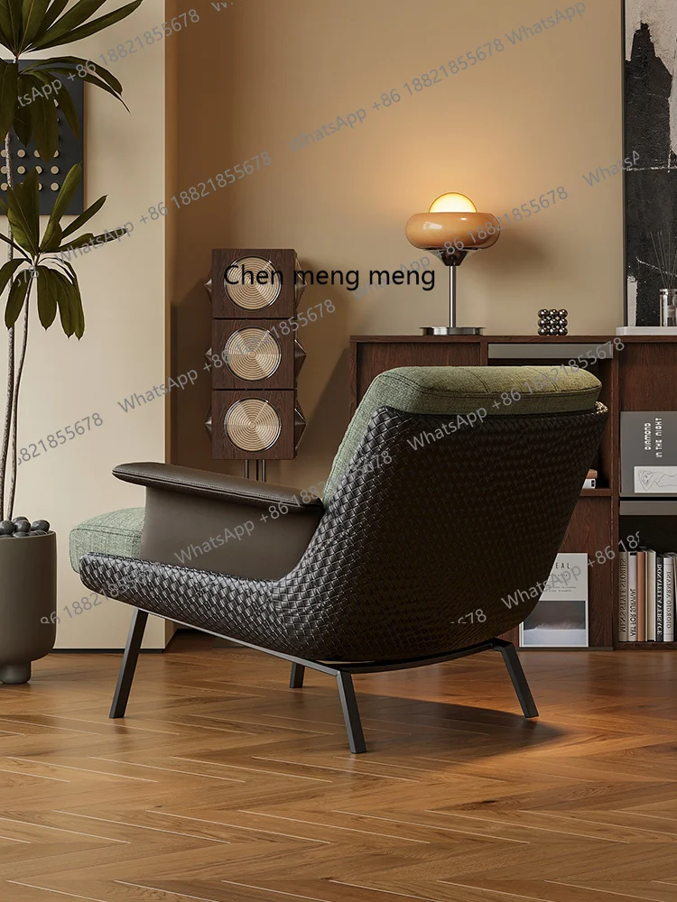 كرسي أريكة فردي على الطراز الإيطالي كرسي بذراعين للقراءة في غرفة المعيشة كرسي أريكة غير رسمي