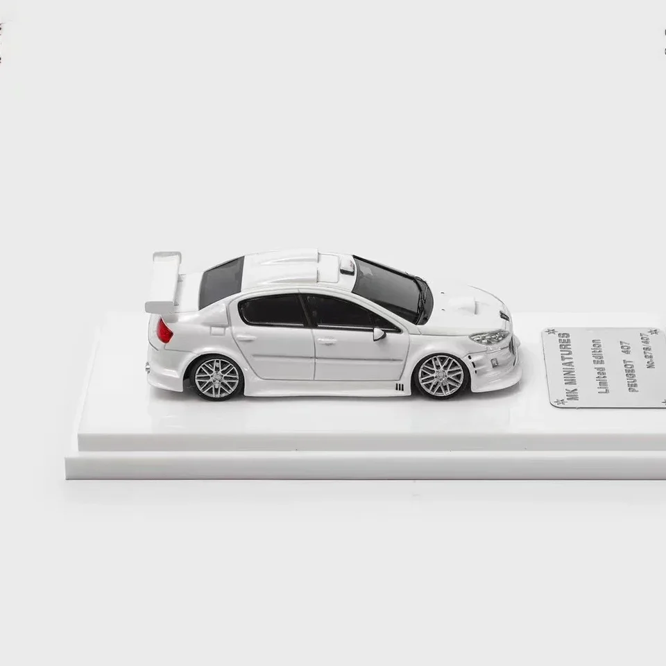 Resin Simulation Model 1:64 Scale Peugeot 406 407 Taxi Sport Car