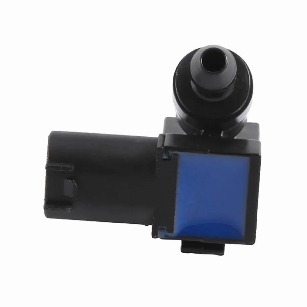 Automotive Parts Front Windshield Wiper Spray Nozzle W251 2518600147
