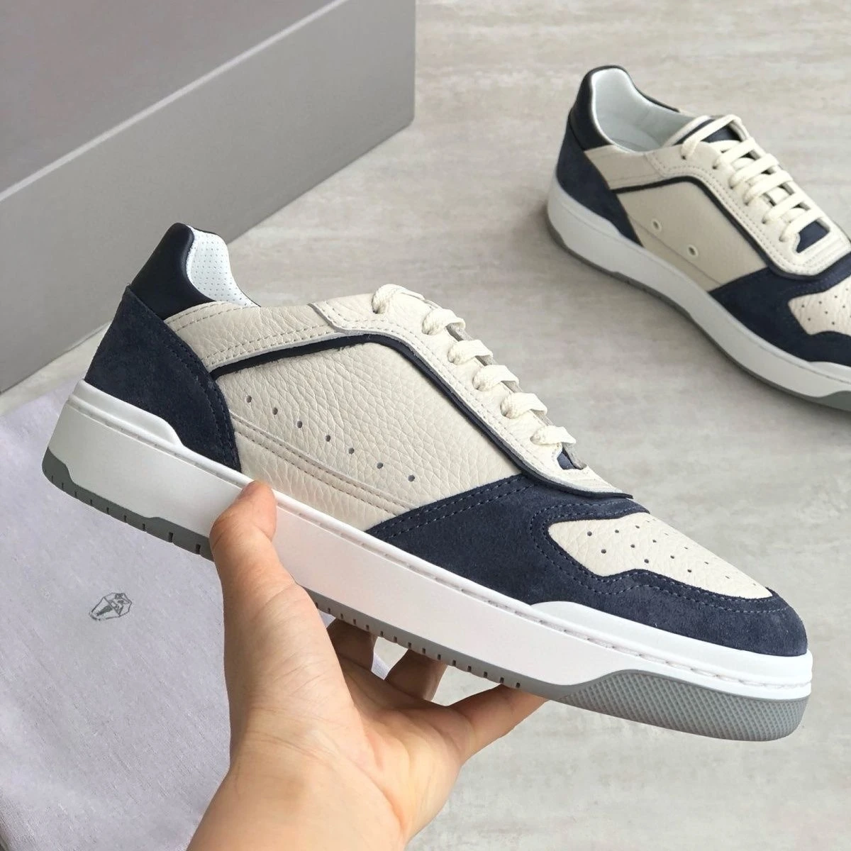 

Men's Multi-Color Patchwork Casual Sneakers - Leather Suede Low-Top Lace-Up Daily Commute Versatile Shoes