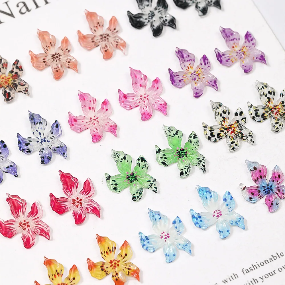50 pezzi di fiori in acrilico morbido per nail art, accessori, parti in resina per la decorazione delle unghie, design, forniture per manicure, materiale giglio