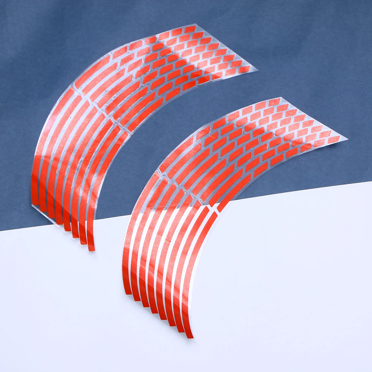 

Fit For 18 Inch Wheel Rim Stickers Strong Adhesive Waterproof Sunscreen Motorcycle Car Decorative Styling Decals Red Wheel Hub