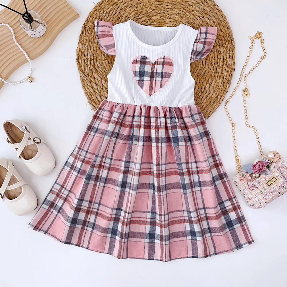 2026 Summer New Girls Dress Flying Sleeves Heart Applique Plaid Skirt Casual Vacation Dress for Little Girls