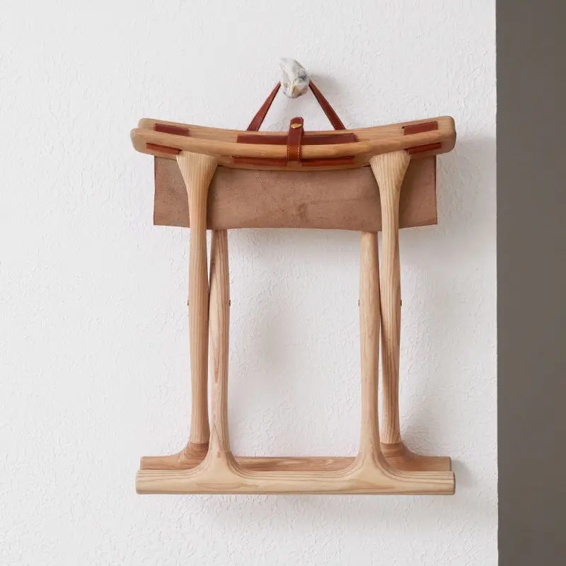 Tie the first layer of cowhide portable small stool outdoor folding chair genuine leather