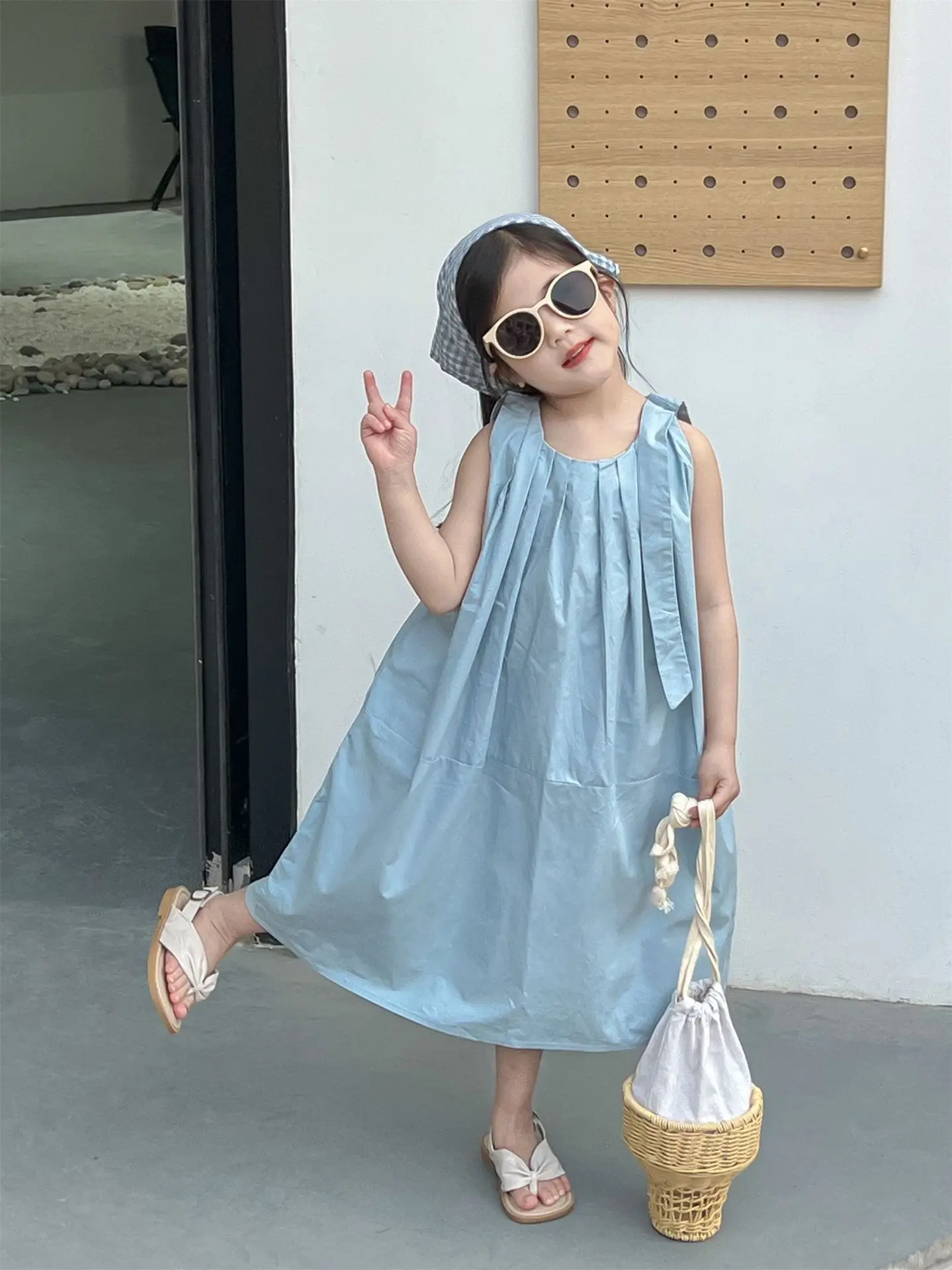 2024 Summer Korean Childrens Wear New Product Girl Style Tank Top Dress Fashionable Sleeveless Blue Gentle Dress