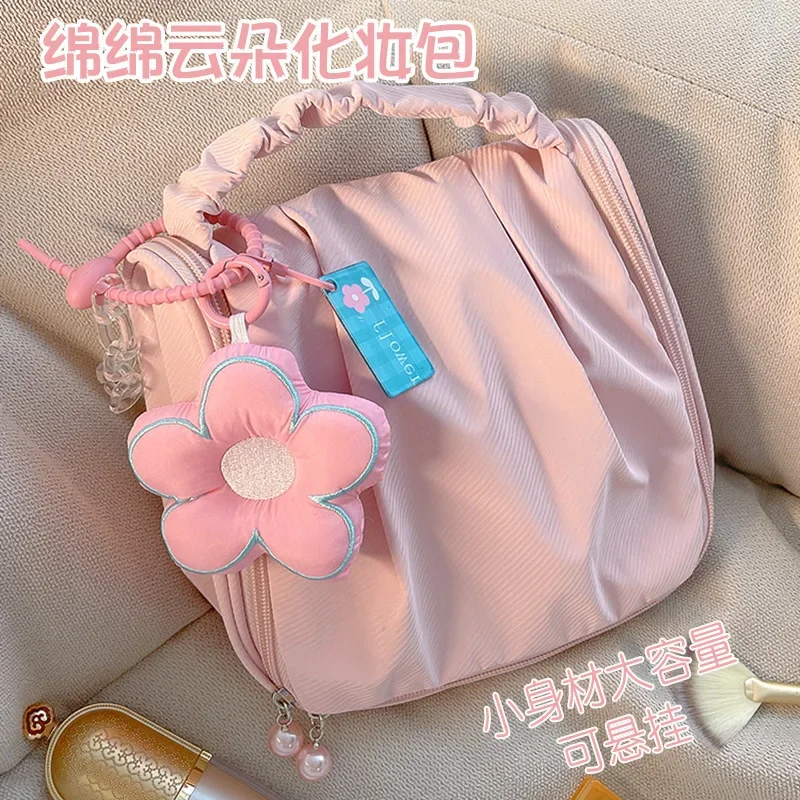 Portable travel large capacity new light luxury high-end skin care products brush storage bag wash bags.