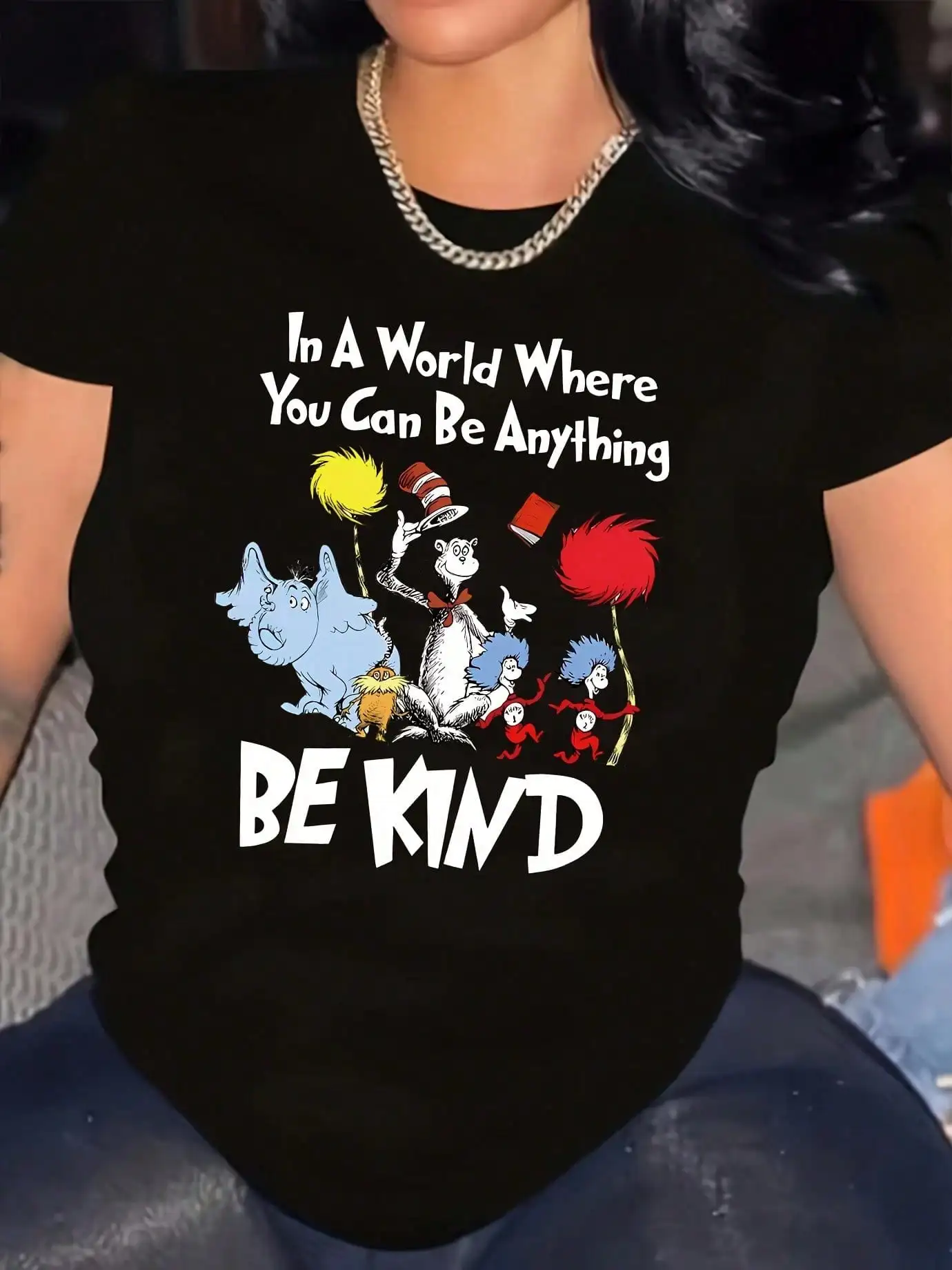 

Женская футболка больших размеров, полиэстер 92% эластан 8%, круглый вырез, короткий рукав, стандартная длина, средняя стрейч, узор алфавита