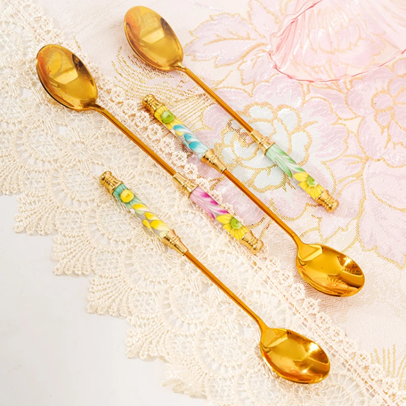 

Daisy Stainless Steel High Appearance Level Dessert Spoons Exquisite Long Handle Stirring Spoon Coffee Accessories Coffee Scoops