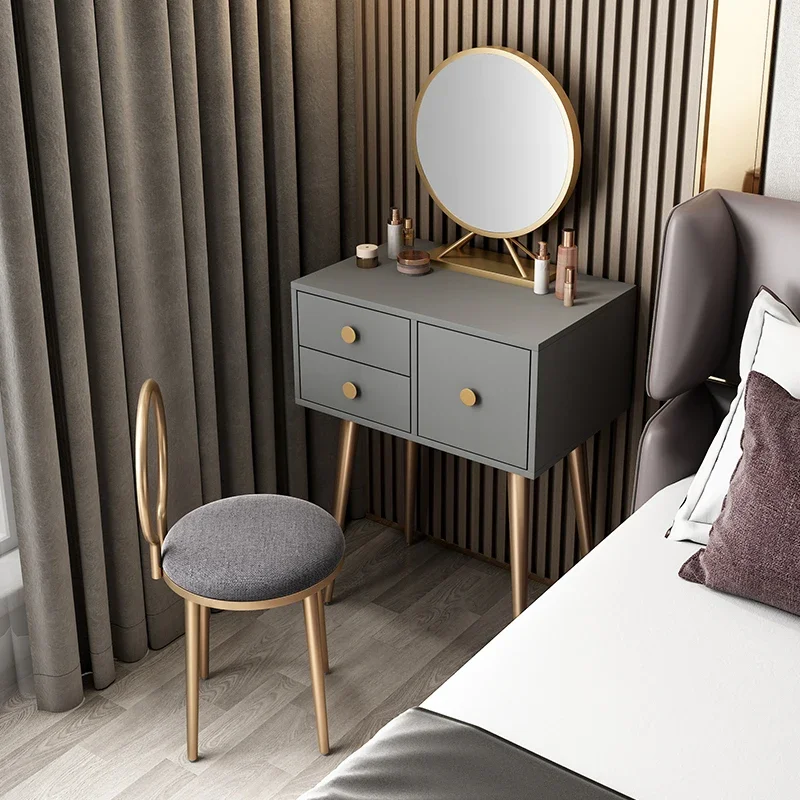طاولة الزينة، غرفة نوم صغيرة، طاولة مكياج، طاولة مكياج صغيرة حمراء على الإنترنت، طاولة مكياج أوروبية تايبي