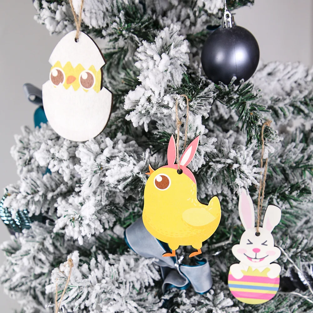 Easter Egg-Shaped Hanging Decoration Wooden Pendant Featuring a Bird Rabbit And Chick Design for Festive Decoration