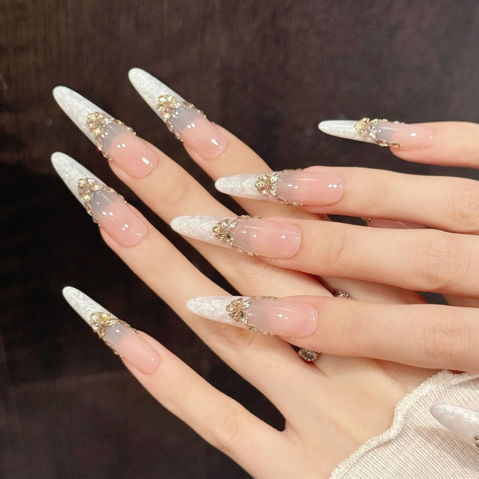 10 قطعة الصحافة اليدوية على الأظافر الذهب فراشة الراين الأظافر وهمية الفرنسية تلميح يمكن ارتداؤها ضوء فاخر أنيق الزفاف الأظافر كاذبة #4