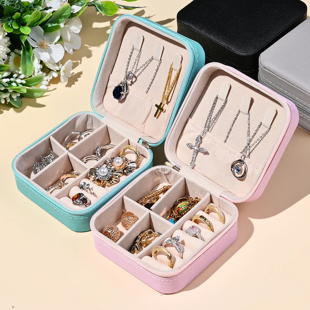 IYOE 1 قطعة صندوق مجوهرات السفر المحمول معكرون اللون فو الجلود والمجوهرات المنظم صندوق مجوهرات حالة سستة صناديق التخزين أمي هدية #4