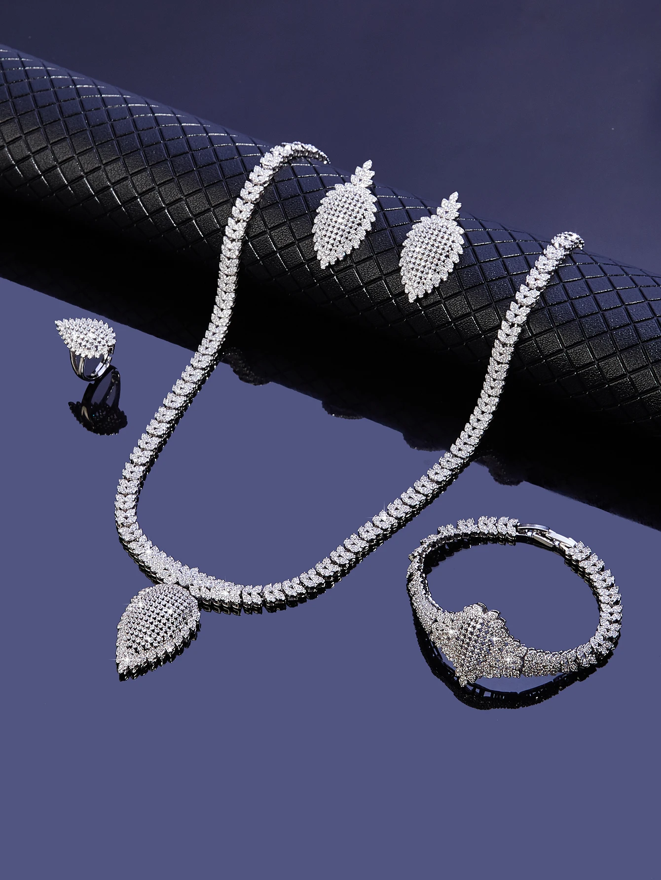 Ingenious 4pcs Bridal Zirconia Full Jewelry Sets For Women Party, Luxury Dubai Nigeria CZ Crystal Wedding Jewelry Sets