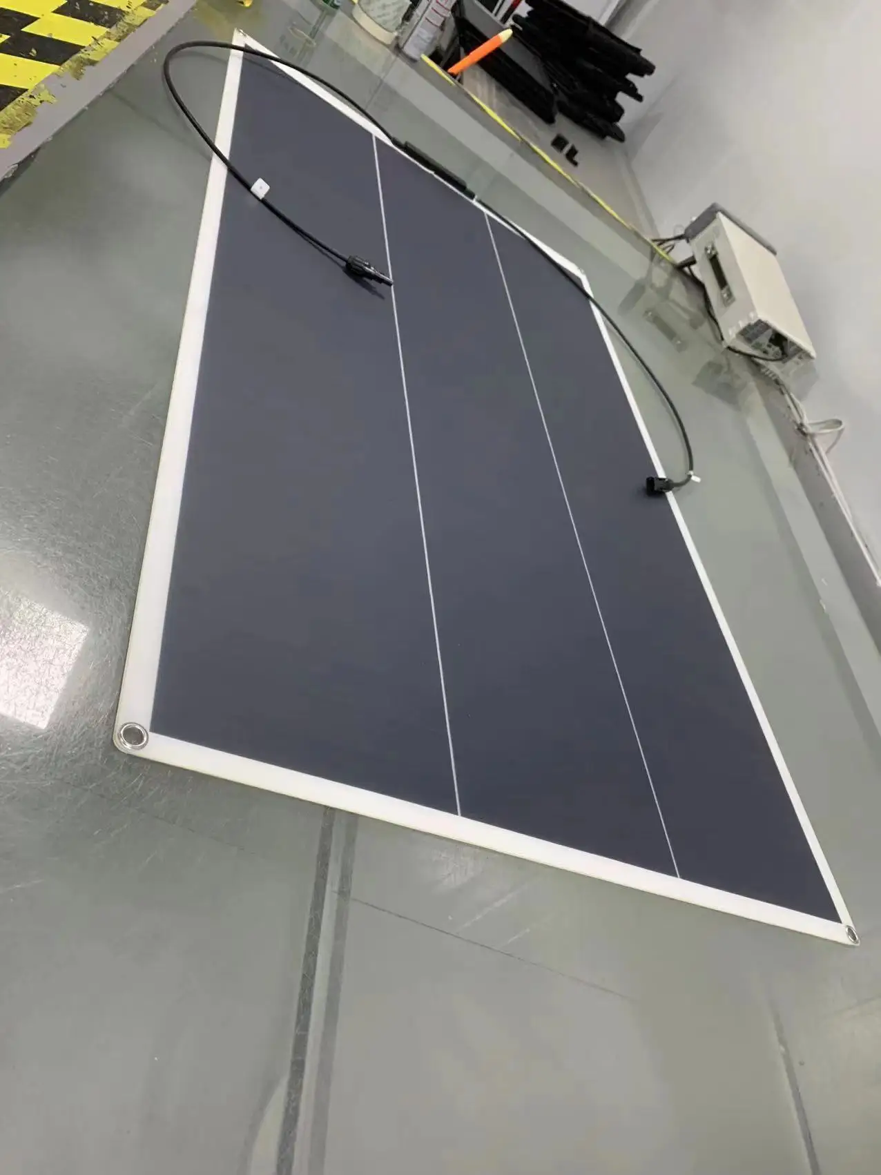 100W-250W White Flexible Solar Panel, Thin Film Module for Home RV Boat Camping Off Grid Power Generation