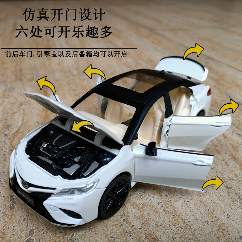 1:24 Toyota Camry Diecast Toy Vehicle Model Pull Back Sound & Light Doors Openable Educational Collection Gift Kids A165