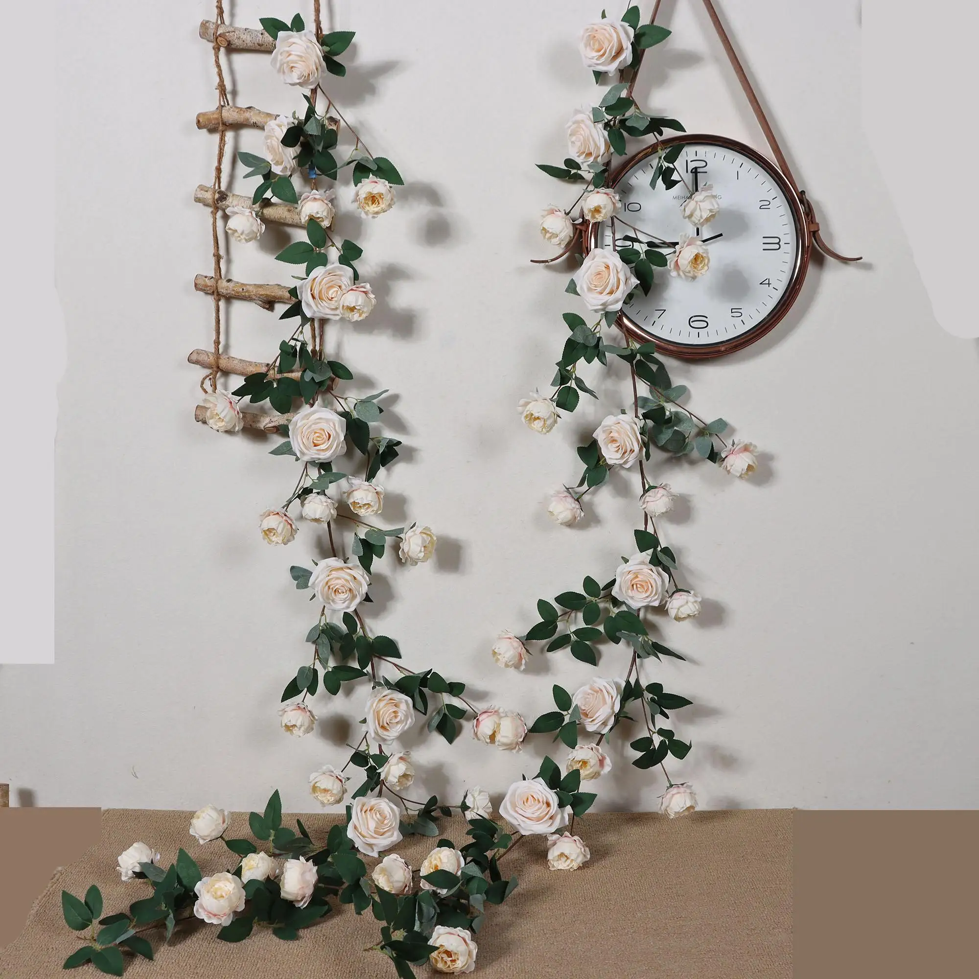 

White rose fake flower simulation flower rattan flower wall landscaping decorative water pipe beautification blocking small cour