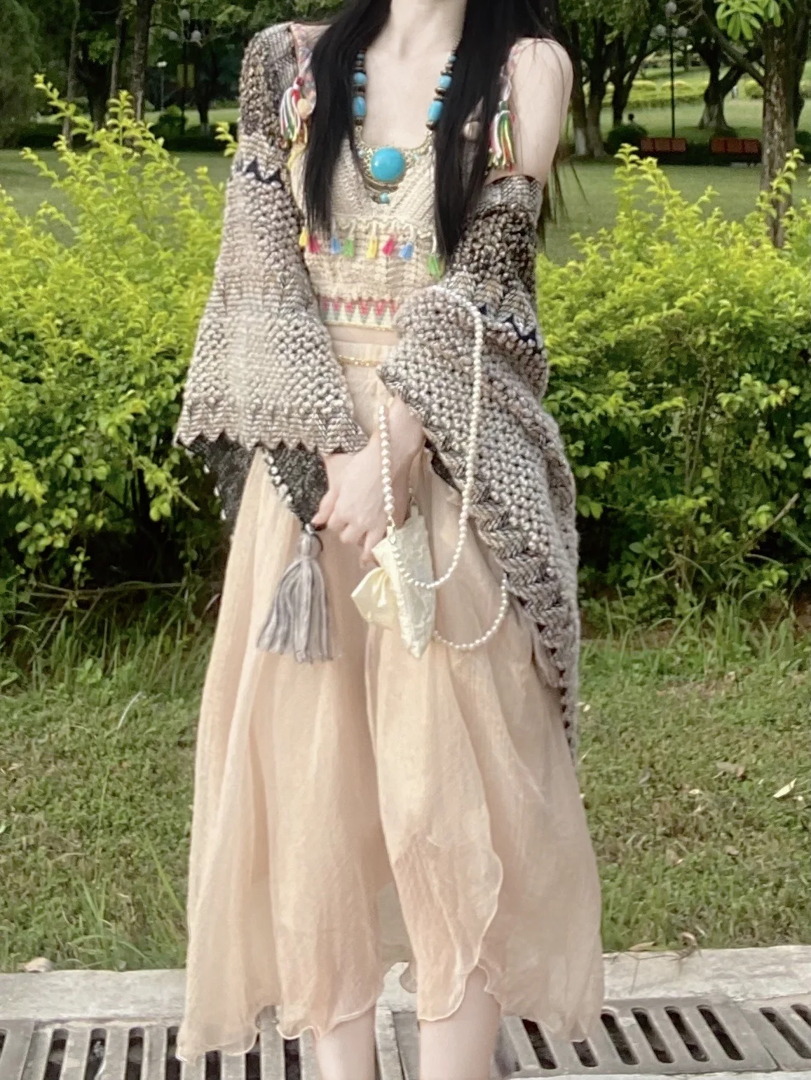 

Туристическая фотография Большая шило Женский ретро-ремешок Юньнань Лицзян Цинхай Озеро Снежная гора Капот Ne Thiened Свободный крой K...