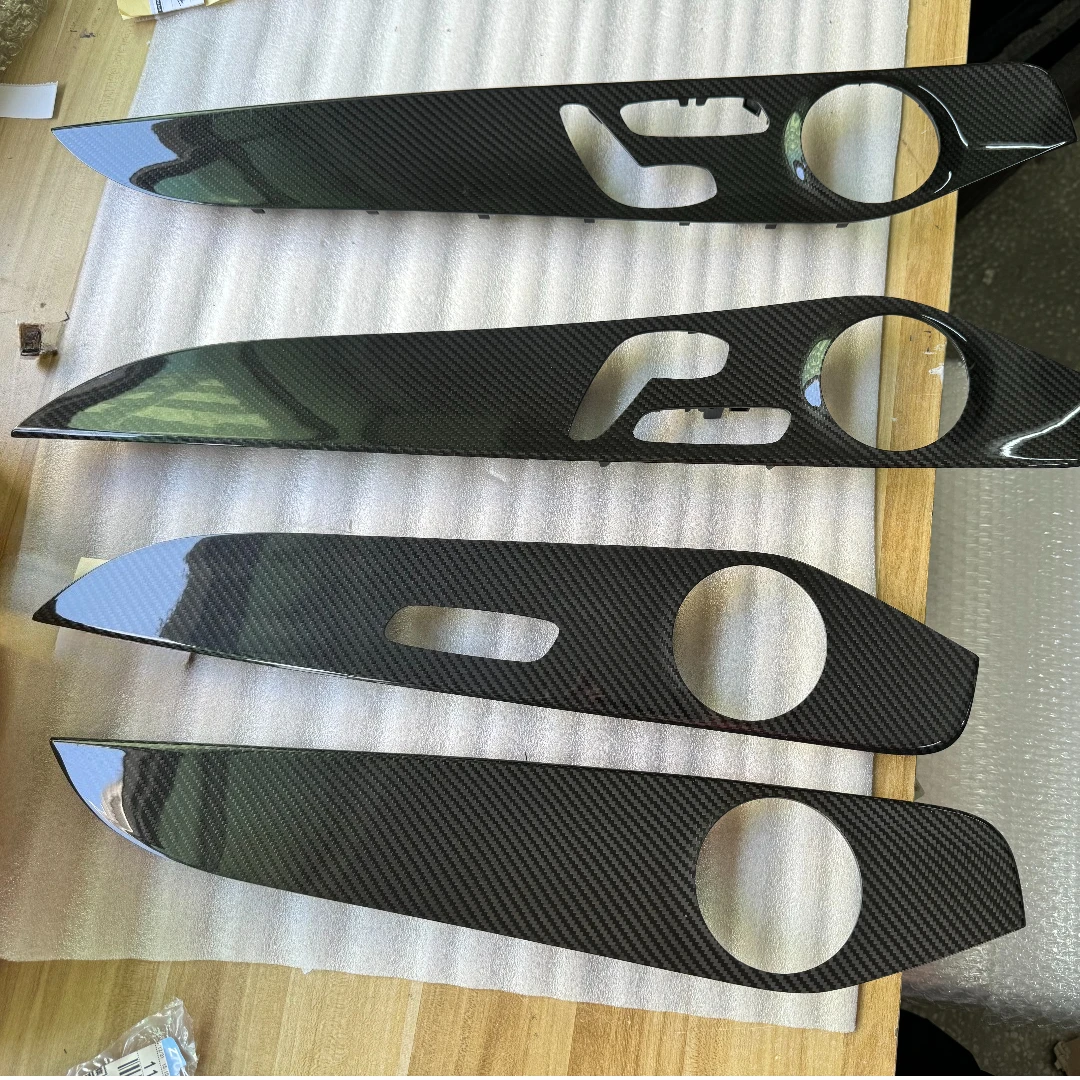 

Real Carbon Fiber Interior Door Trim Replacement Trim for Class W205 2014-2020 Models
