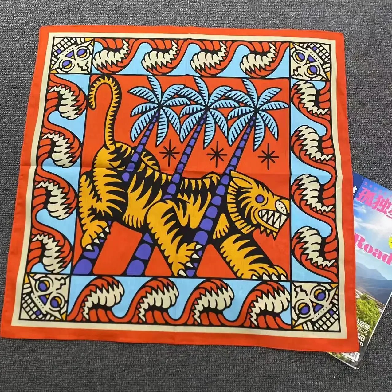 Pañuelo retro con estampado Digital, turbante deportivo de baile callejero de hip-hop, bufanda cuadrada de algodón retro con dibujos animados