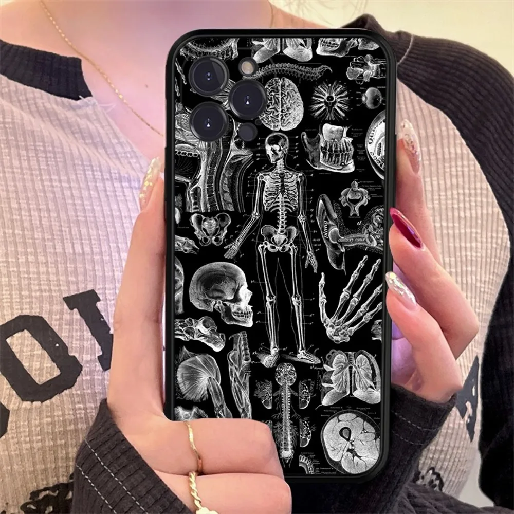 Radiological Human Organs Skeleton Skull Phone Case For IPhone 14 11 12 13 Mini Pro XS Max Cover 6 7 8 Plus X XR SE Funda Shell