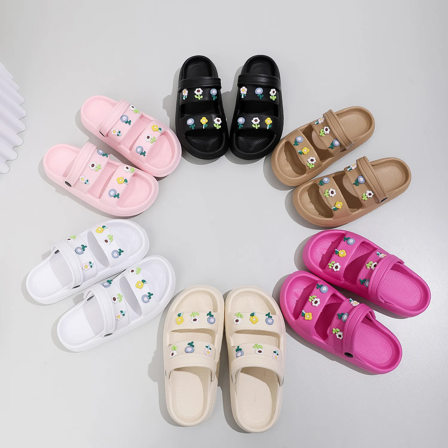 Cute Flower Decor Platform Sandals Women Comfortable Soft Sole EVA Cloud Slippers Woman 2024 Summer Non Slip Beach Slides Shoes