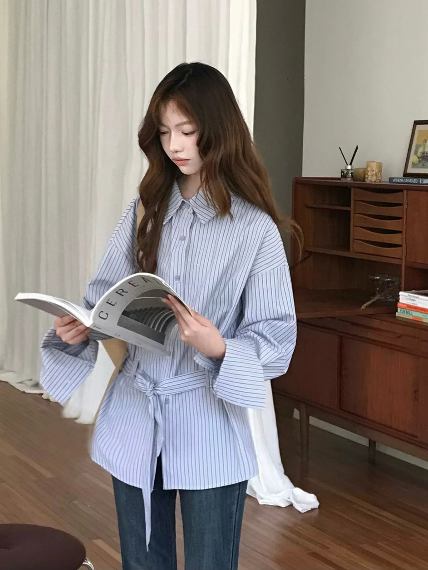 

Salt System Cold Tone Mist Blue Striped irt Women Casual Waist Cinched Korean Sle Versatile Top for Commuting And Leisure