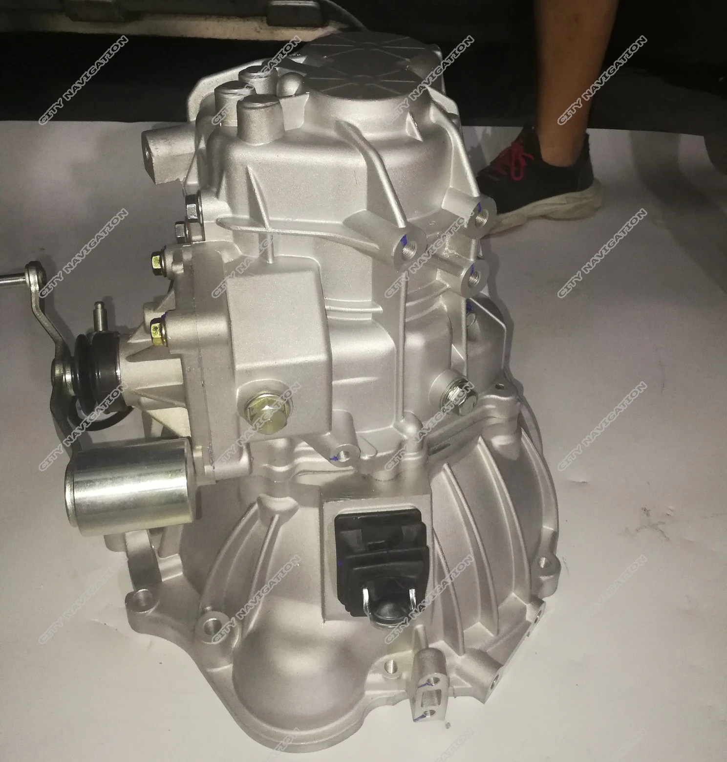 

High Quality Lifan X60 Automobile Parts 517MFG Transmission Gearbox Assembly for Lifan X60 620 Engine LF479Q 1.8L