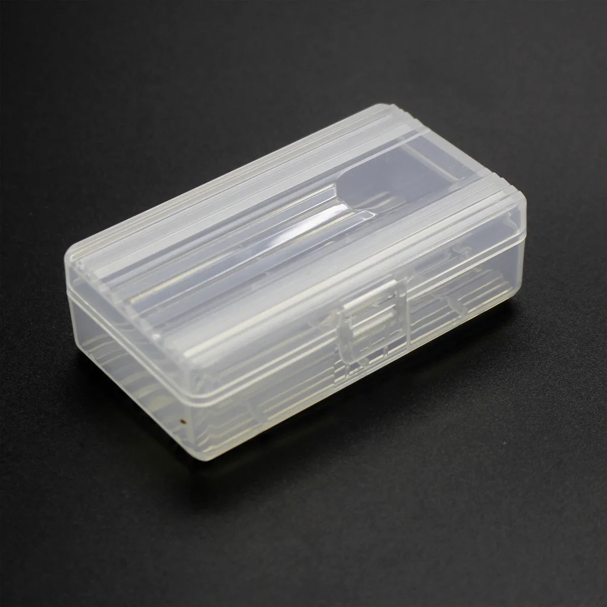 Soshine 18650 2 Slots Battery Storage Box with Clips Hard Plastic Battery Case Protecte Container for 2 Slots 18650 Battery