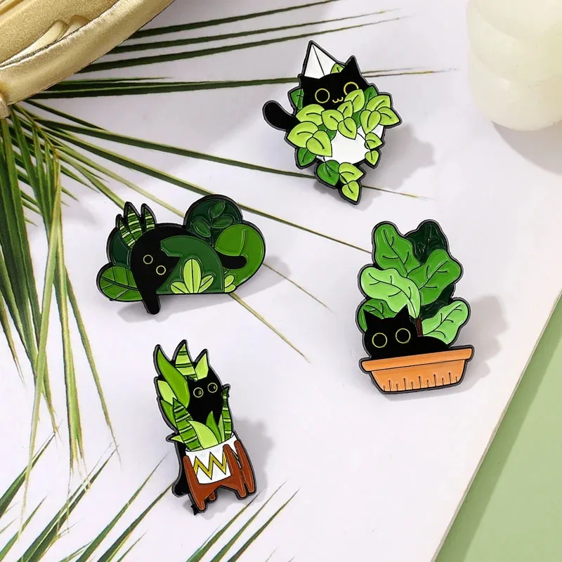 

Creative Cat Enamel Brooch Potted Pistol Cat Dice Glass Skull Bat Cat Computer Egg Cat Metal Badge Punk Lapel Pin Jewelry
