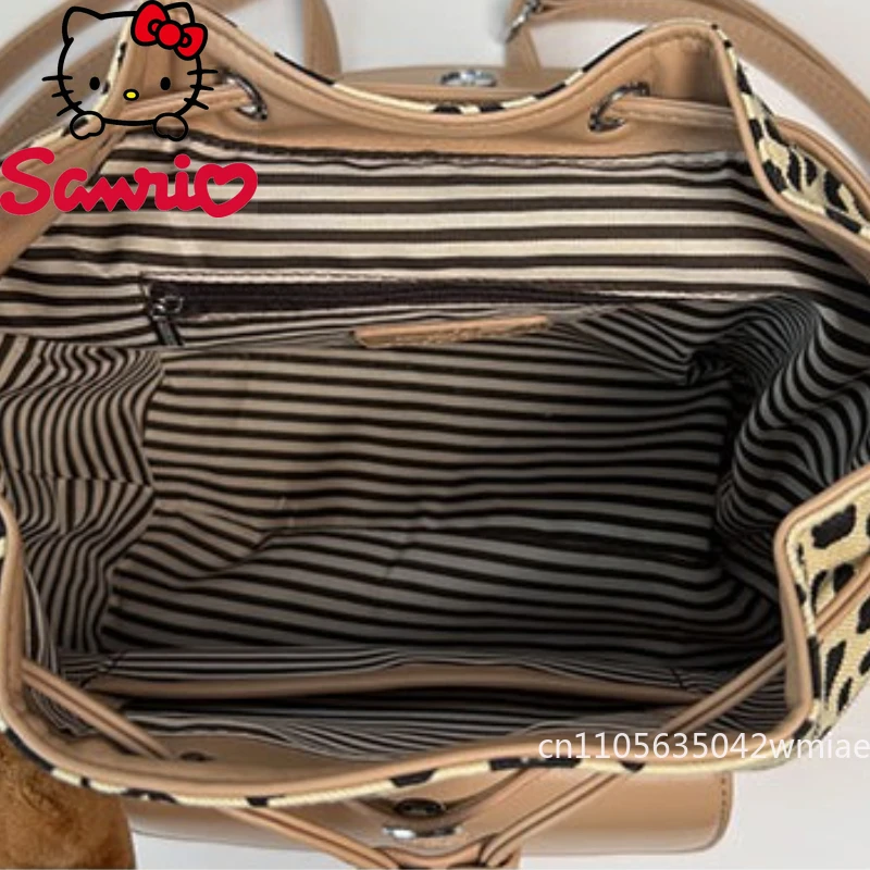 Hello Kitty New Women's Backpack Fashion High Quality Girls' Shopping Backpack Cartoon Versatile Women's Travel Backpack
