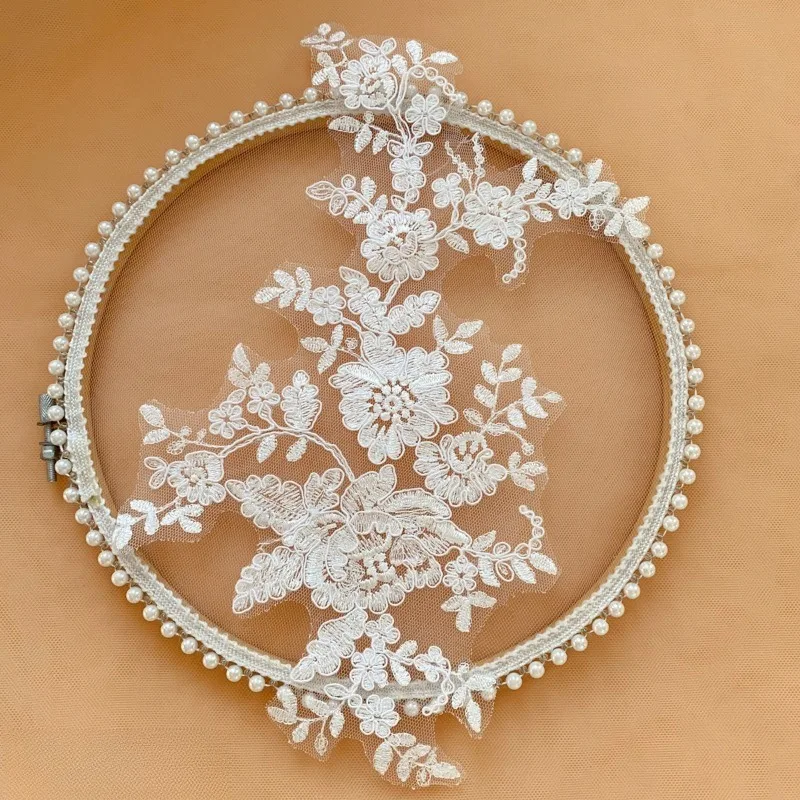 

2 Pieces, New Fashionable Three Color Leaf Flower Embroidery Car Bone Lace Decal Handmade DIY Wedding Dress Clothing Accessories