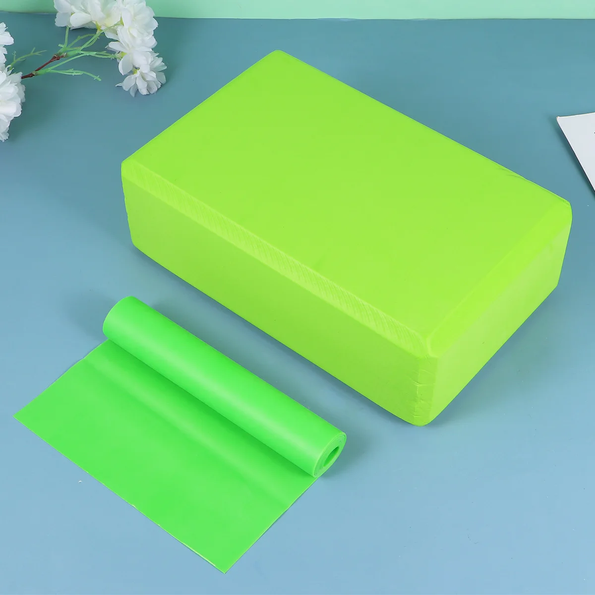 

3pcs Foam Yoga Blocks High-Density Lightweight Durable Exercise Bricks With 1.5M Pull Strap 18 Pounds Green For Yoga