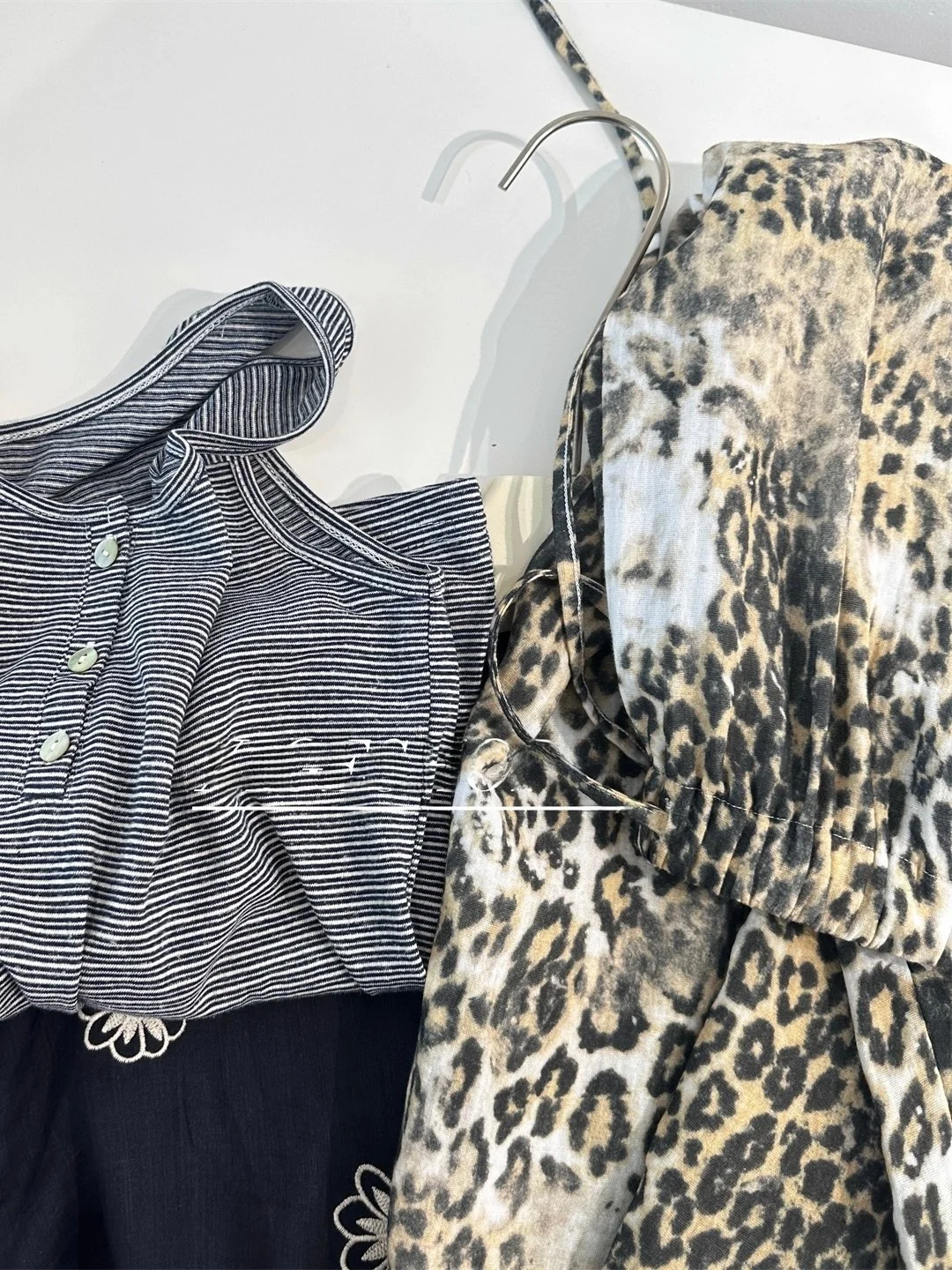 Trendige große Größe 300-Pou-Lazy-Leopardenmuster-Freizeithose für Damen, Sommer, elastische Taille, D-String, Baumwollleinen, gerades Bein...