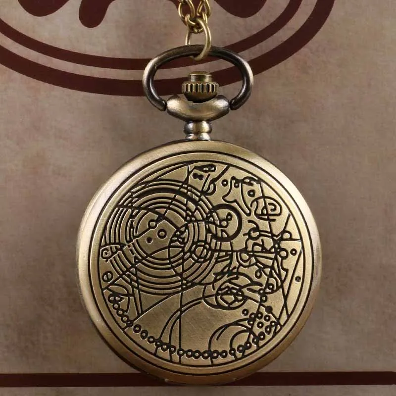 Pocket Watch Bronze Vintage Carving pattern With Keychain Steampunk Pocket Watch Men Retro Watch On Chain