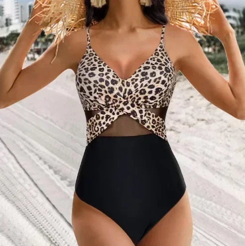 

European and American sexy one-piece bikini triangle swimsuit women's high-waisted hot spring vacation swimsuit