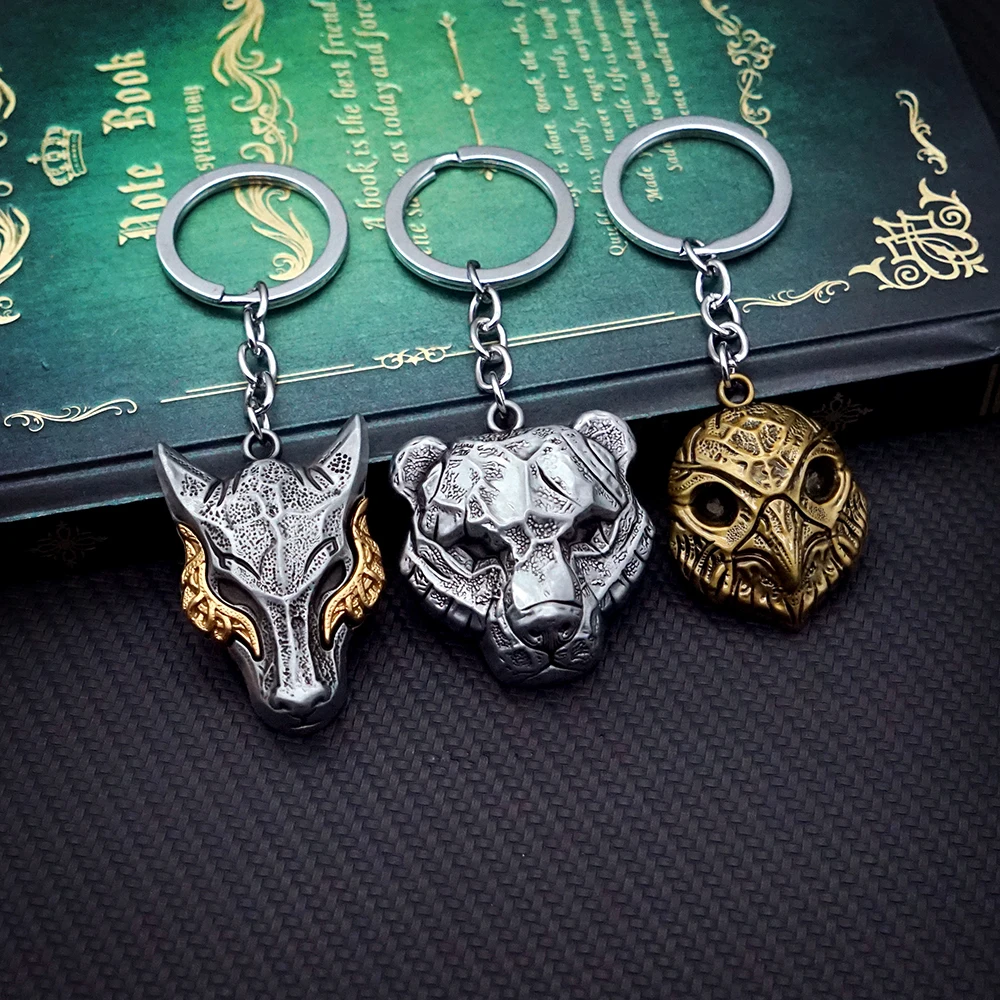 New Design God of War 5 Ragnarok Keychain Kratos Wolf Bear OWL Keyring for Men Game Accessories Car Key Ring Pendant llaveros