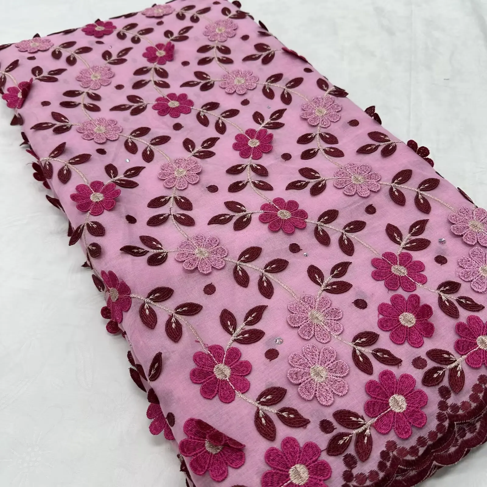 3d Fiori Applique Tessuto di pizzo di cotone Qualità Nigeriano Africano Svizzero Voile Tessuto di pizzo per cucire Le donne Festa di nozze Dr Hm94-1