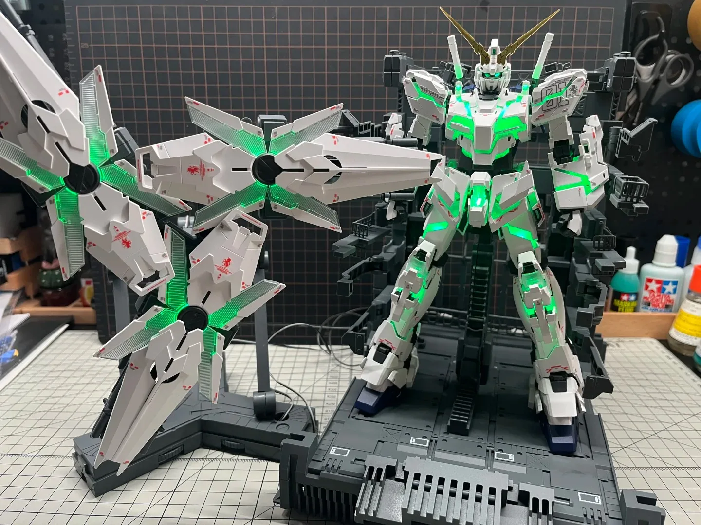 Nieuwe Shenshou MGEX 2201 Eenhoorn Assemblage Model Kit MG 1/100 RX-0 2201B Herzien met Licht Figuur Kind Model Speelgoed Geschenken