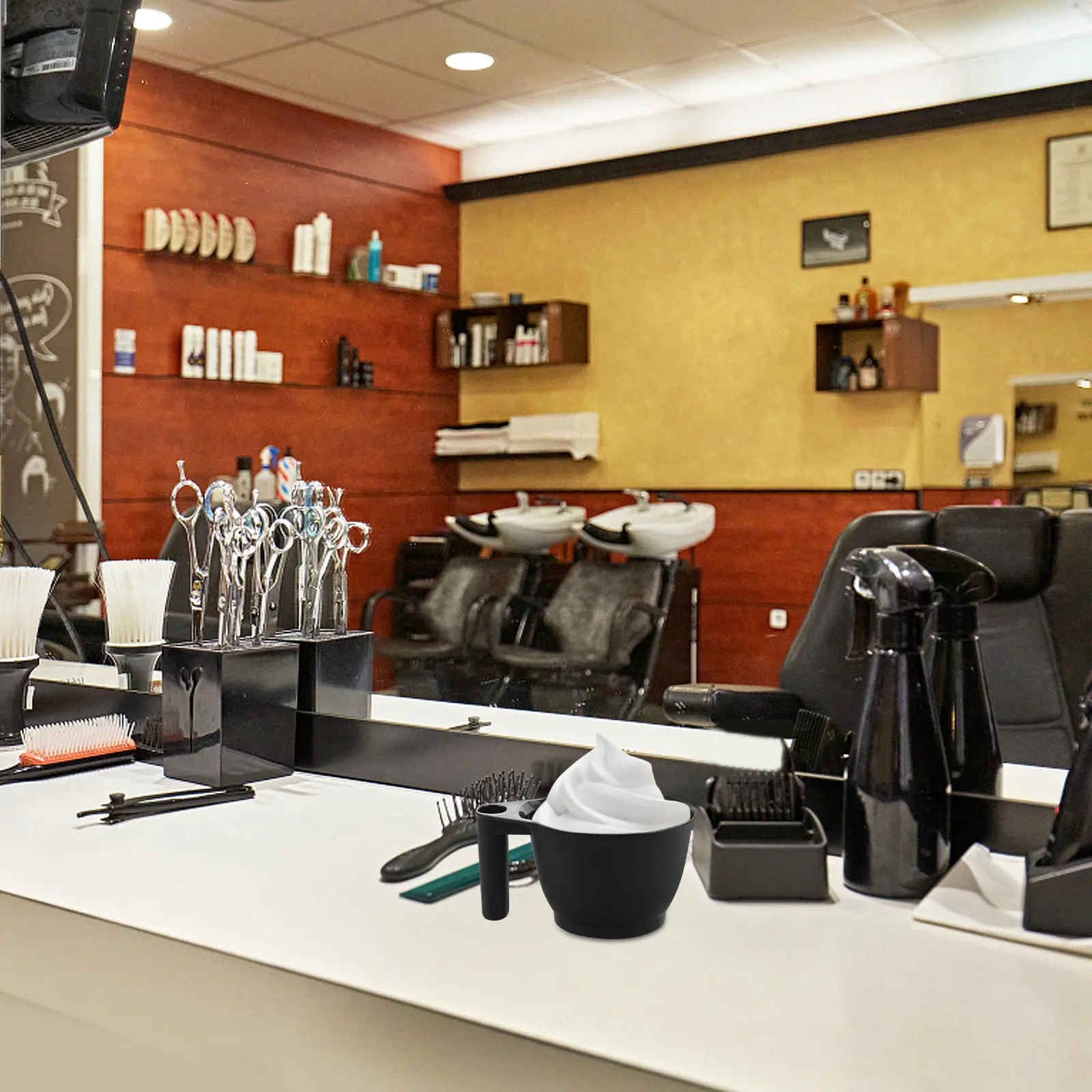 

Набор из 4 черных профессиональных мисок для смешивания краски для волос с ручками для точного смешивания и легкой очистки при нанесении краски