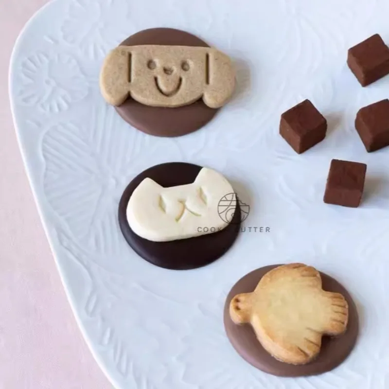 Mini Animal Cookie Cutter Mold Dog Puppy Cat Head Biscuit Stamp Embossers 3D Plastics DIY Homemade Baking Accessories Supplies