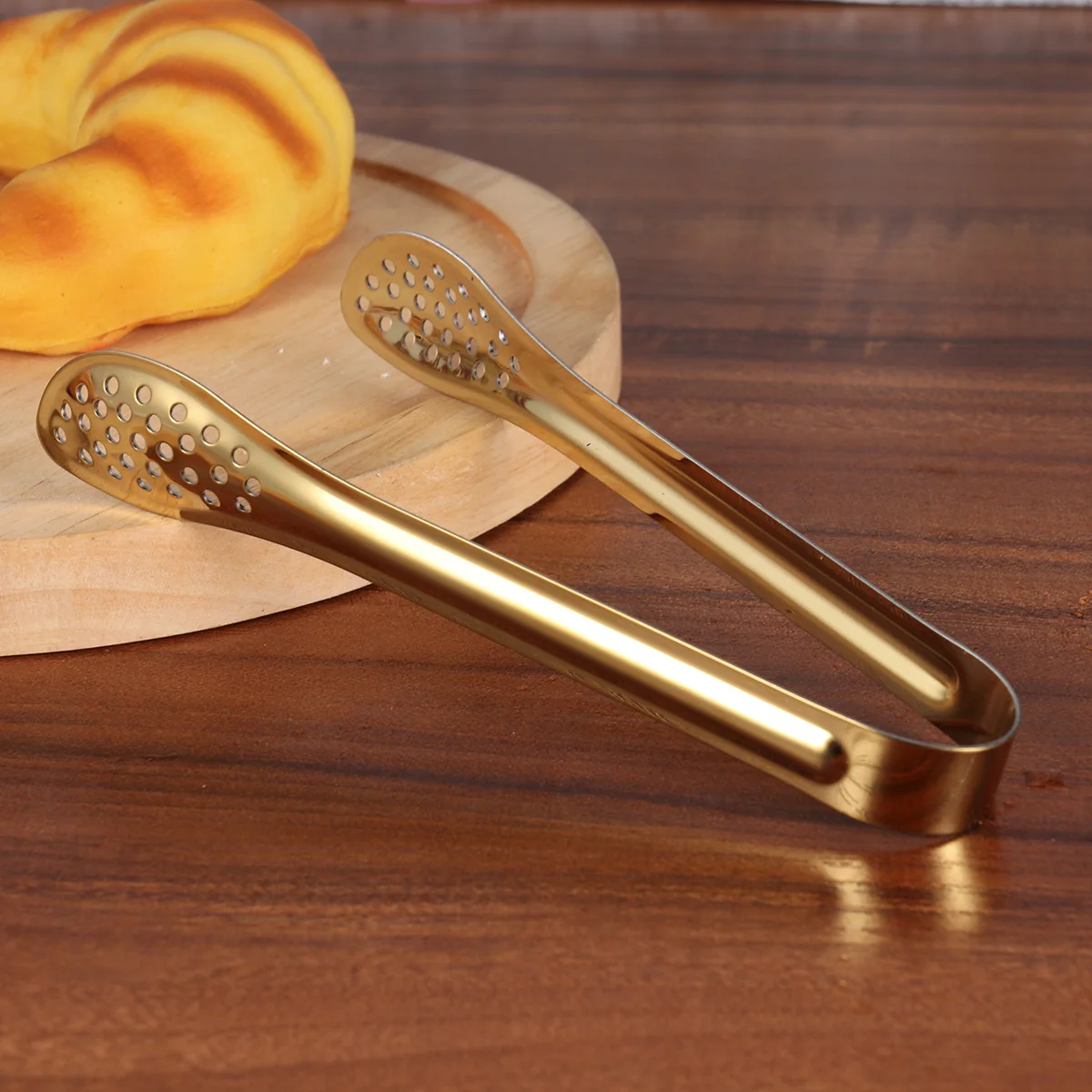 

4 pcs 15Cm Stainless Steel Food Serving Tongs Rustproof For Ice Cube Bread Cheese Meat Clip Kitchen Bar Buffet Outdoor Camping