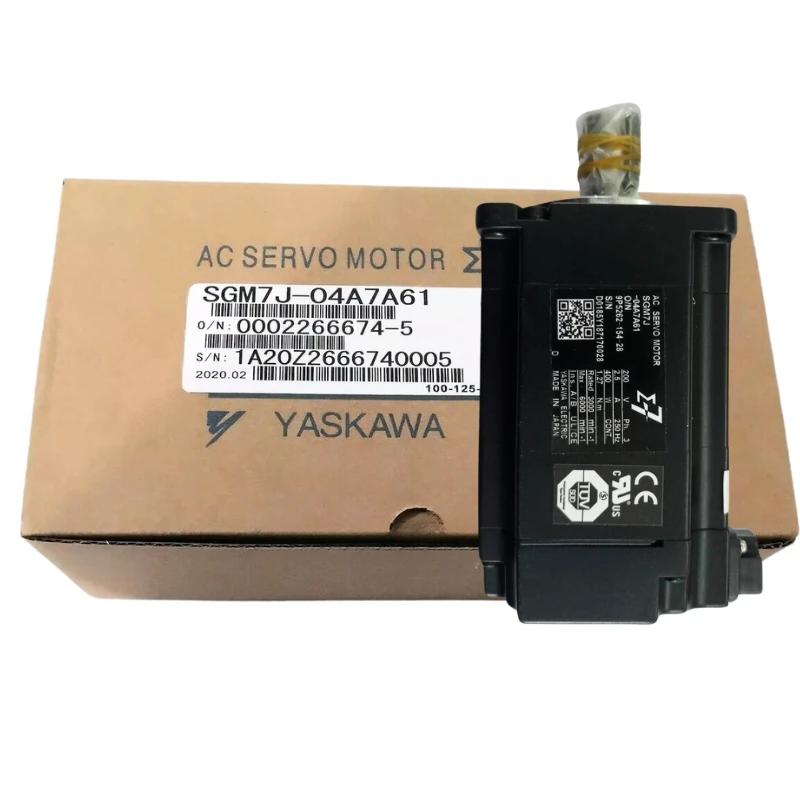 New In Box Yaskawa SGM7J-04A7A61 Servo Motor 1 Year Warranty