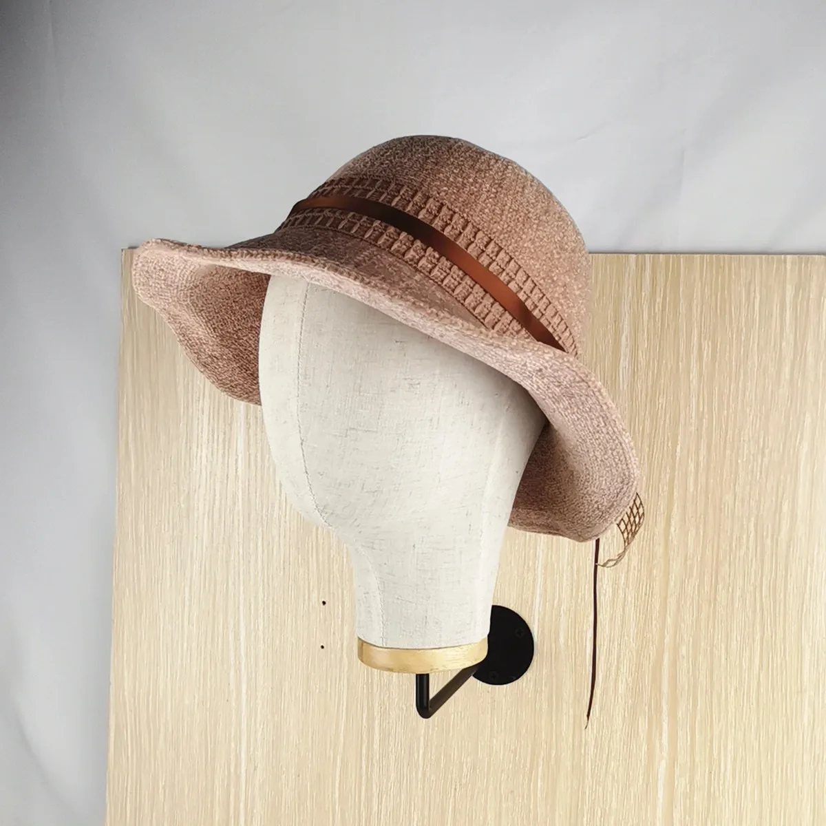 1Pcs Mannequin Model Wig Stand Helmet Holder Wall Mounted Hook Hat Display Stand Storage Holders A