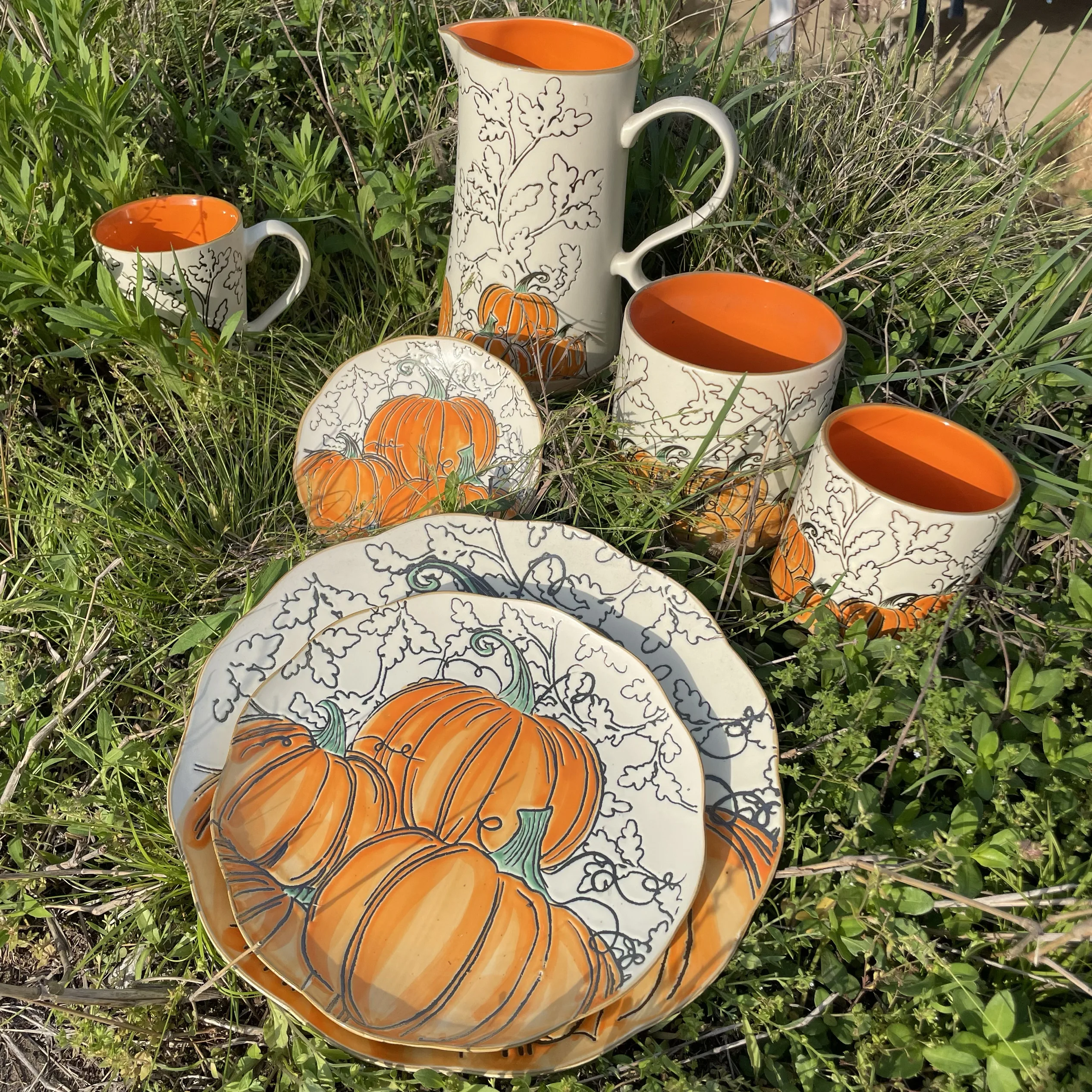 

Underglaze color pumpkin relief hand-painted ceramic tableware set set dish plate snack plate super beautiful fish plate