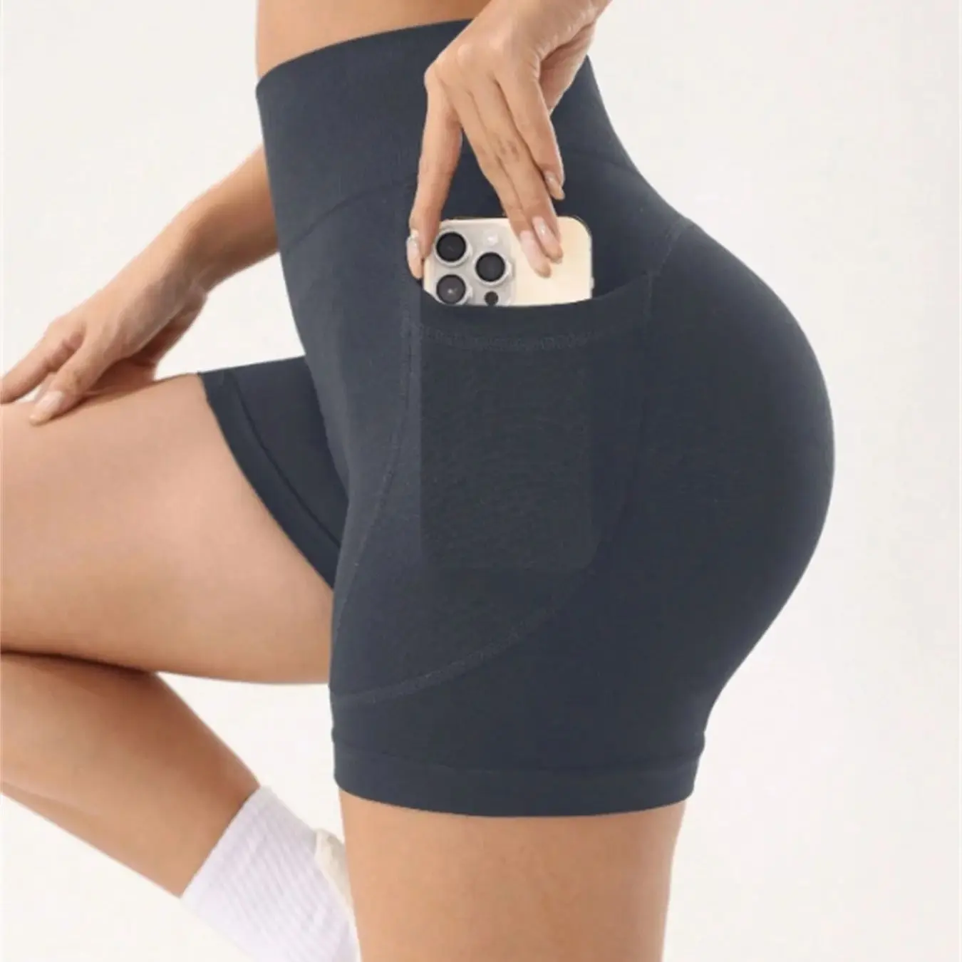 Short moulant de course de yoga taille haute pour femme, short de sport respirant avec poche design