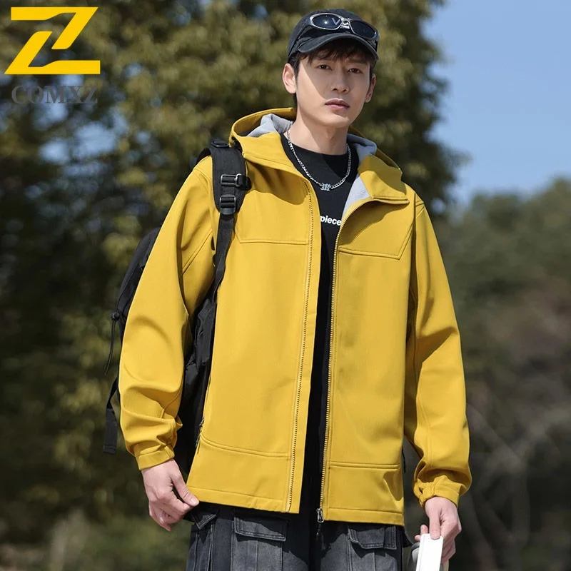 

COMXZ 2025 Мужская куртка из мягкой оболочки, уличная ветрозащитная водонепроницаемая флисовая повседневная куртка с капюшоном, теплая дышащая походная альпинистская куртка ​